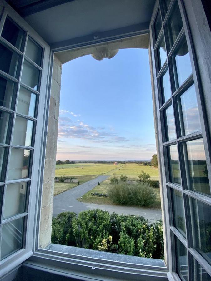 Hotel Particulier Chateau Des Marais Proximite Et Vue Sur Le Lac De Grand Lieu Saint-Philbert-de-Grand-Lieu Ngoại thất bức ảnh