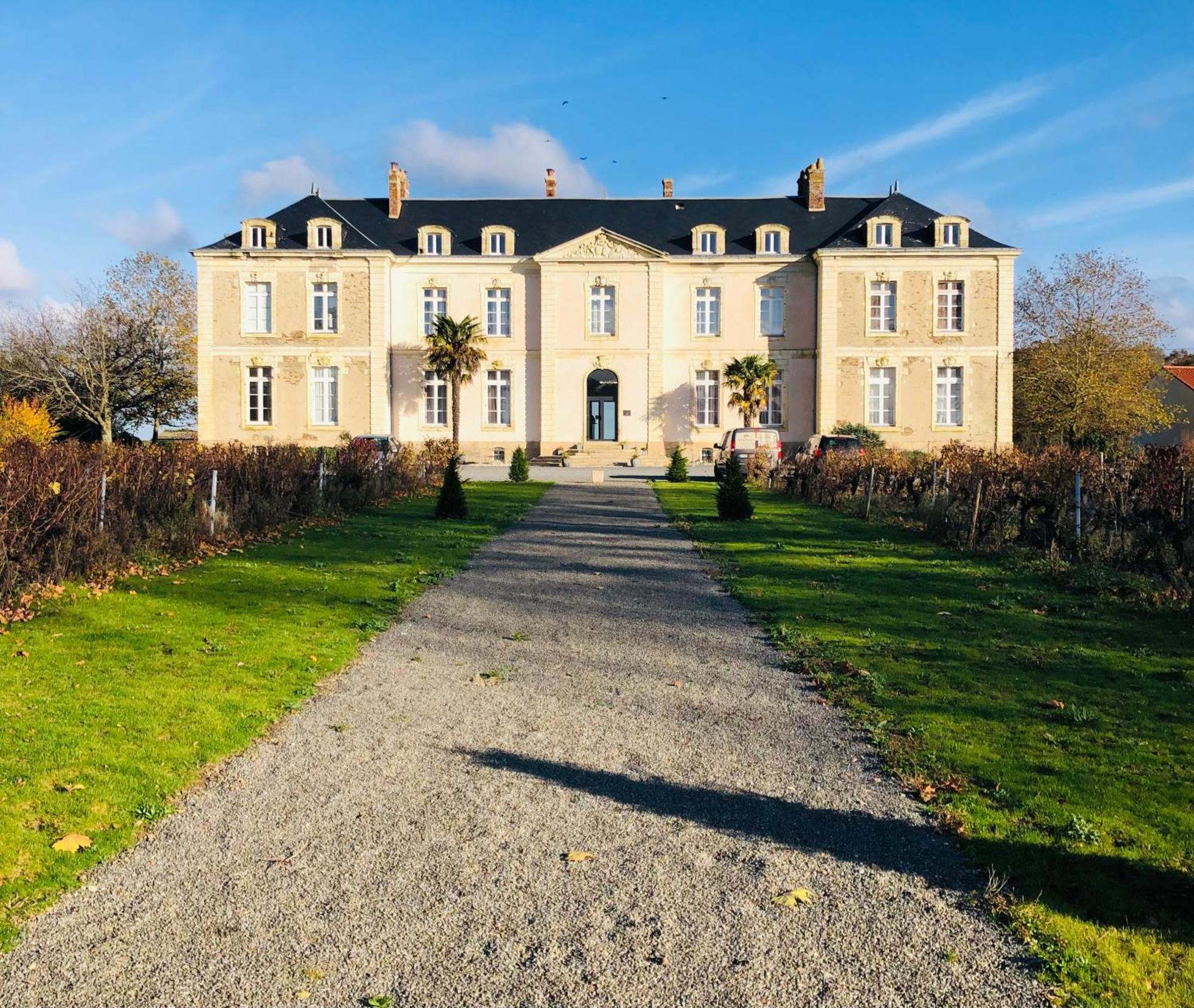 Hotel Particulier Chateau Des Marais Proximite Et Vue Sur Le Lac De Grand Lieu Saint-Philbert-de-Grand-Lieu Ngoại thất bức ảnh